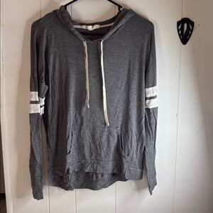 272 - Gray Long Sleeve Light Jacket / Top